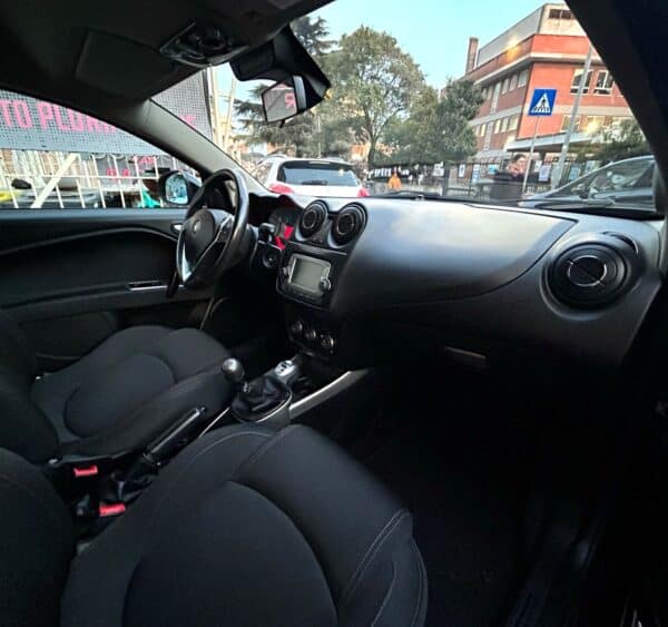 Alfa Romeo MiTo 1.3 jtdm neopatentati promo - immagine 7