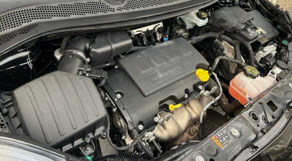 Opel Adam 1.4 Gpl neopatentati promo - immagine 17