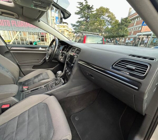 Volkswagen Golf 1.4 tsi Highline tetto apribile promo 150 CV - immagine 9