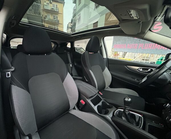 Nissan Qashqai 1.5 dci N-Connecta tetto promo - immagine 11