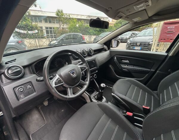 Dacia Duster 1.0 tce Prestige gpl neopatentati promo - immagine 8