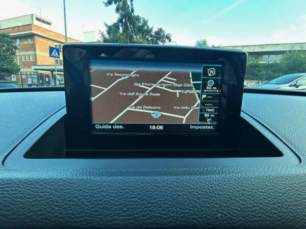 Audi Q3 2.0 tdi s-tronic promo - immagine 10