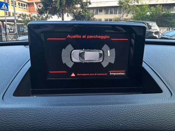 Audi Q3 2.0 tdi s-tronic promo - immagine 11