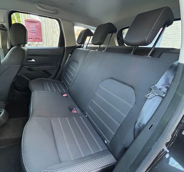 Dacia Duster 1.5 dci Prestige neopatentati promo - immagine 14