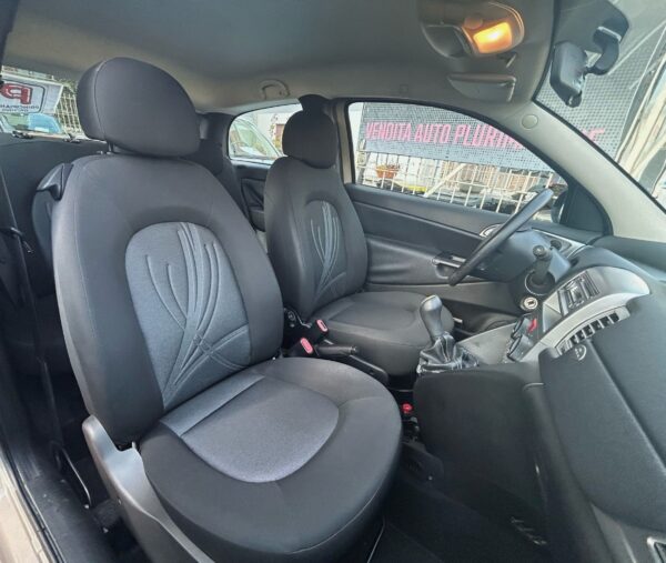 Lancia Ypsilon 1.3 mjt - immagine 14