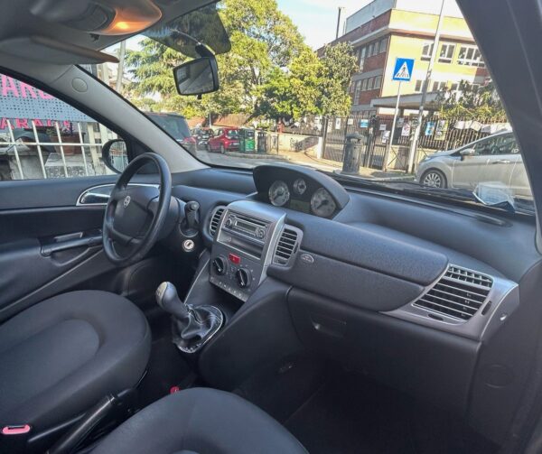 Lancia Ypsilon 1.3 mjt - immagine 10