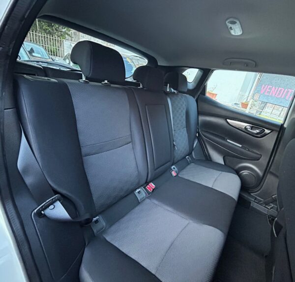 Nissan Qashqai 1.5 dci Visia neopatentati promo - immagine 13