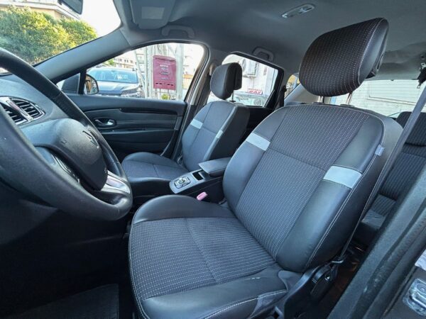 Renault Scenic X-Mod 1.5 dci neopatentati - immagine 11