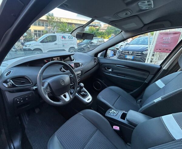 Renault Scenic X-Mod 1.5 dci neopatentati - immagine 8