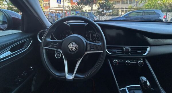 Alfa Romeo Giulia 2.2 t Super promo - immagine 10