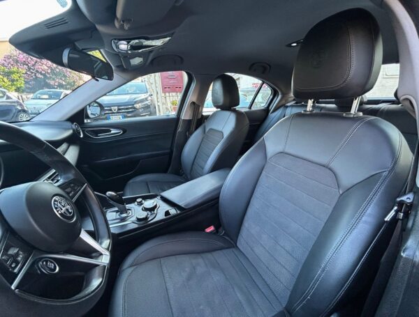 Alfa Romeo Giulia 2.2 t Super promo - immagine 12