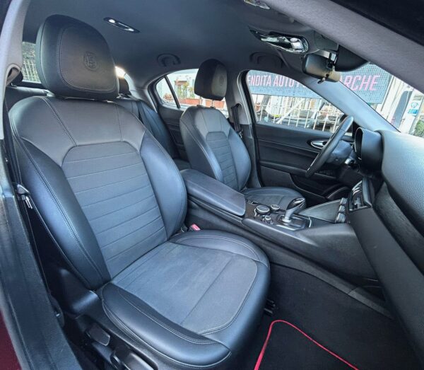 Alfa Romeo Giulia 2.2 t Super promo - immagine 13