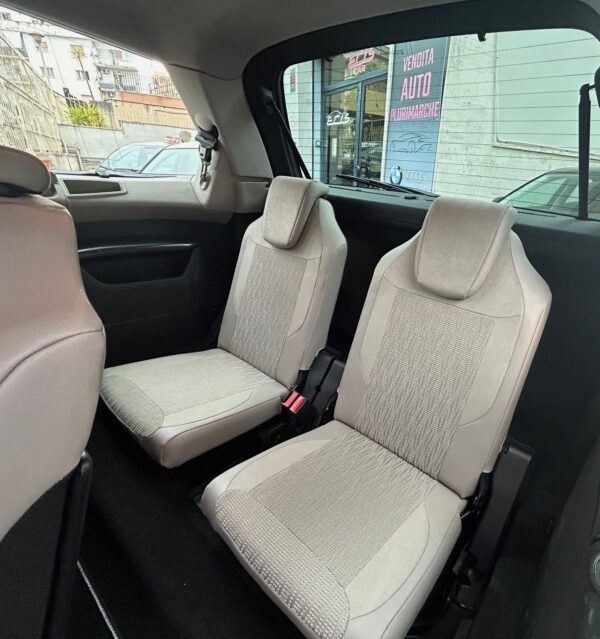 Citroen Grand C4 Picasso 2.0 hdi 150cv 7 posti - immagine 13