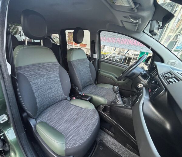 Fiat Panda 0.9 t.air t. 4x4 neopatentati promo - immagine 11