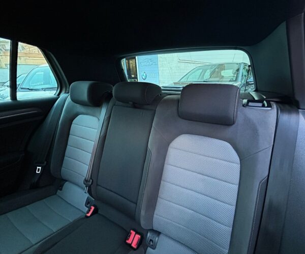 Volkswagen Golf 1.6 tdi R-Line dsg neopatentati promo - immagine 13