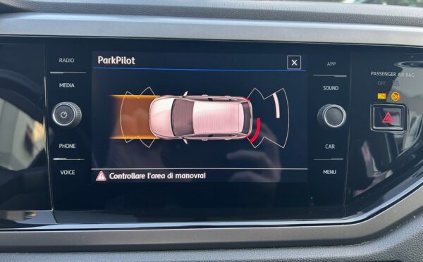 Volkswagen Polo 1.0 90cv neopatentati promo - immagine 10
