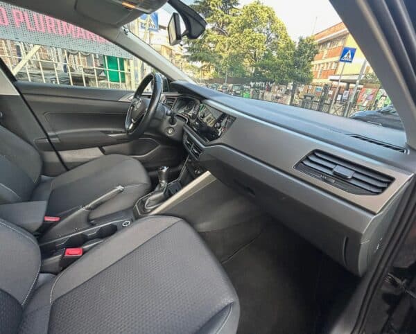 Volkswagen Polo 1.0 90cv neopatentati promo - immagine 7