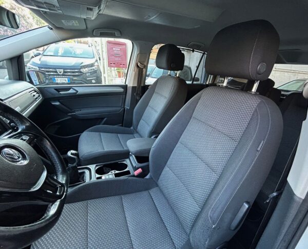 Volkswagen Touran 1.6 tdi 7 posti - immagine 11