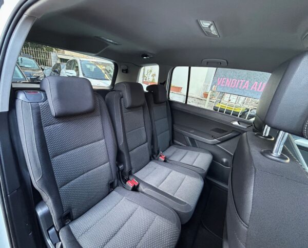Volkswagen Touran 1.6 tdi 7 posti - immagine 13