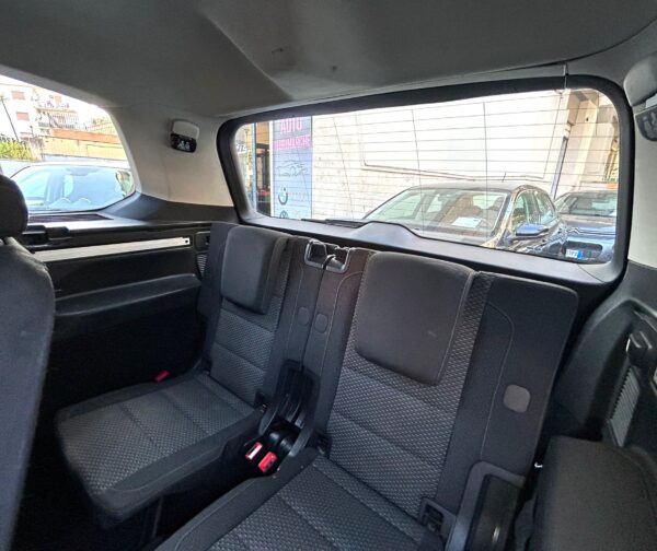 Volkswagen Touran 1.6 tdi 7 posti - immagine 15