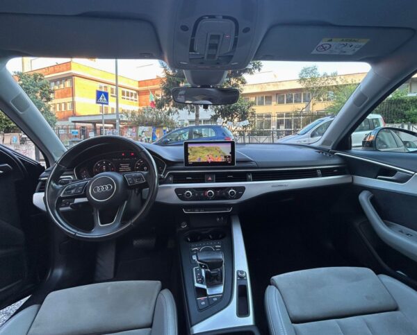Audi A4 2.0 tdi Tetto apribile Virtual cockpit promo - immagine 10