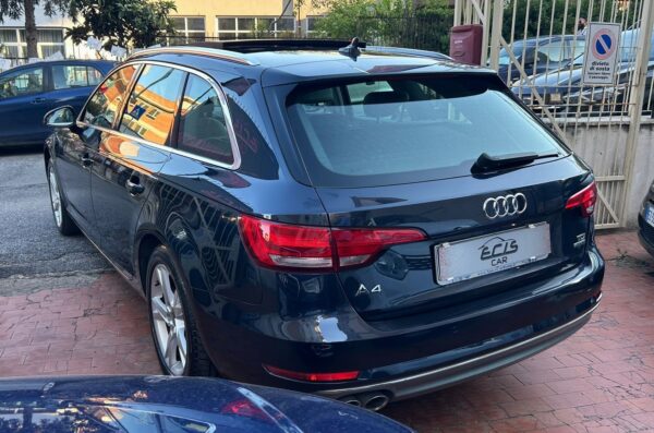 Audi A4 2.0 tdi Tetto apribile Virtual cockpit promo - immagine 6