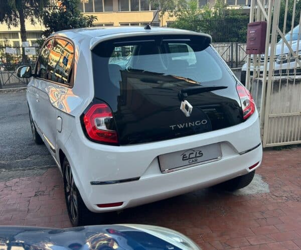 Renault Twingo 1.0 neopatentati promo - immagine 5