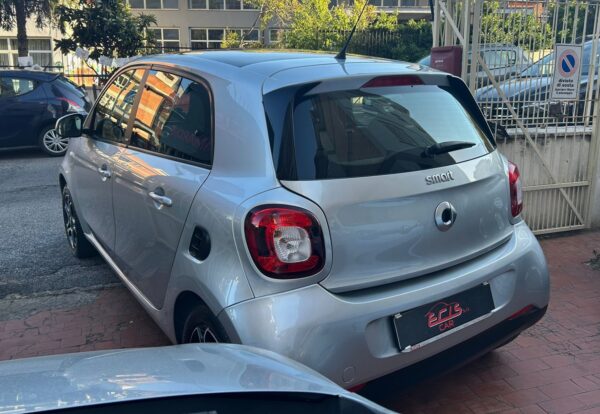 Smart forFour 1.0 neopatentati promo - immagine 6