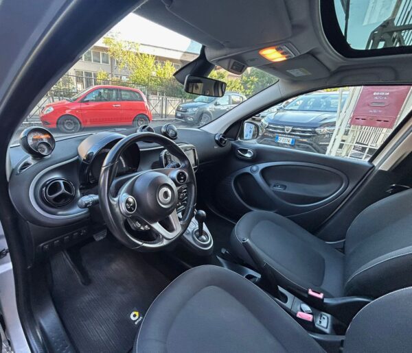 Smart forFour 1.0 neopatentati promo - immagine 9