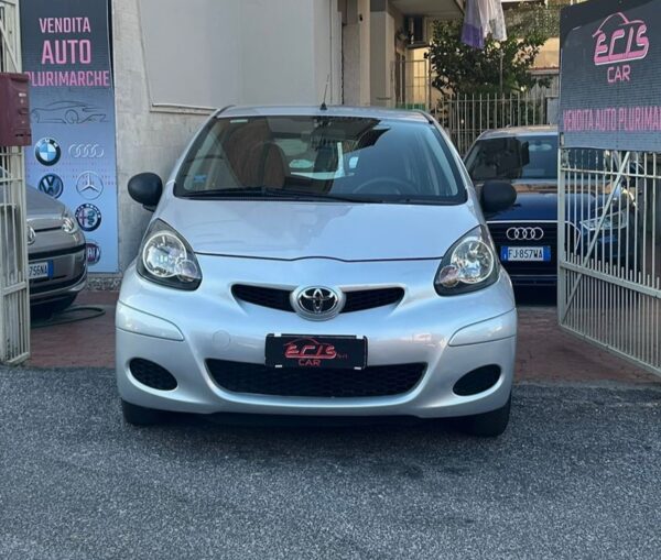 Toyota Aygo 1.0 neopatentati - immagine 3
