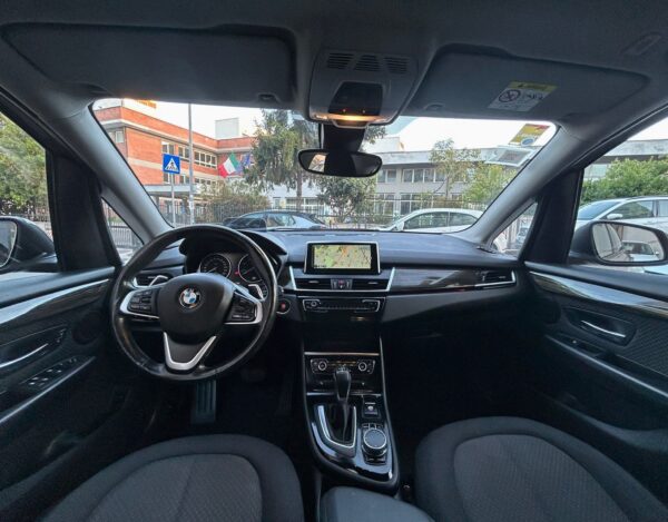 BMW 218 d Active Tourer Luxury promo - immagine 9