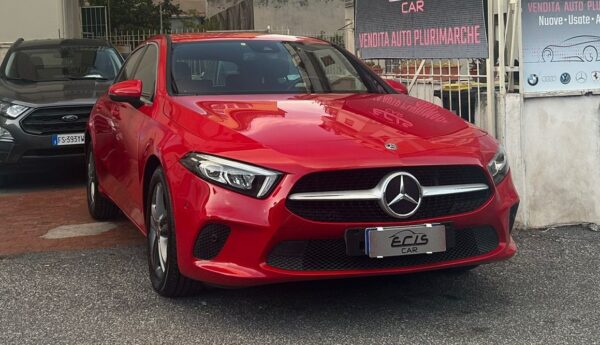 Mercedes-Benz A 200 promo