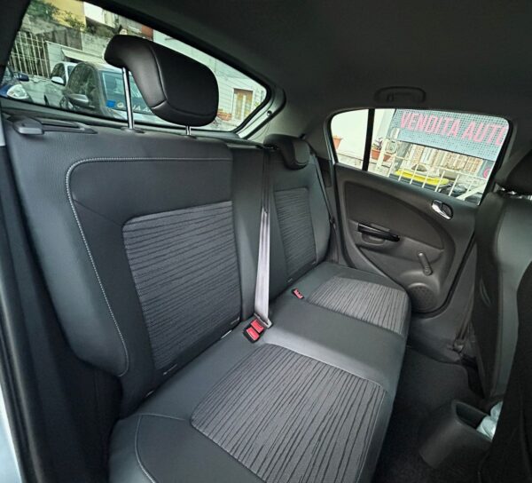 Opel Corsa 1.2 neopatentati - immagine 11