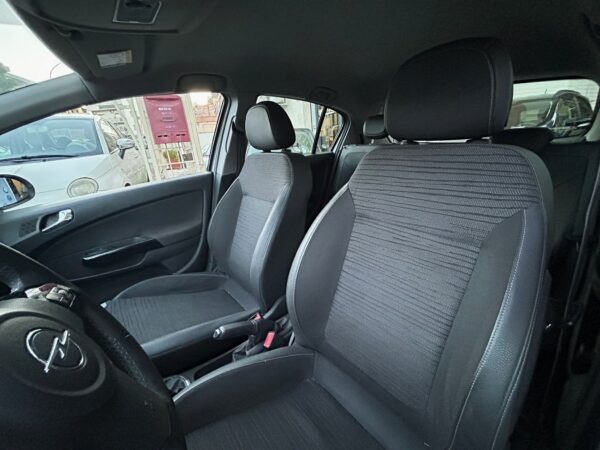 Opel Corsa 1.2 neopatentati - immagine 9