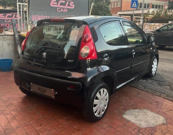 Peugeot 107 1.0 neopatentati - immagine 6