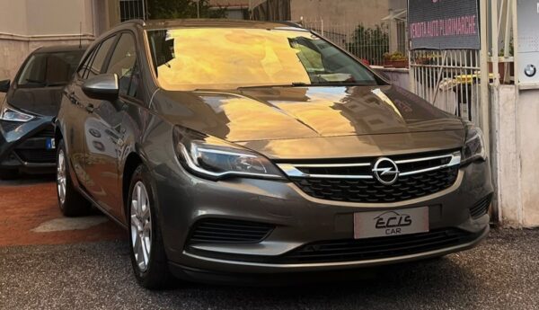 Opel Astra Sports Tourer 1.6 cdti neopatentati promo